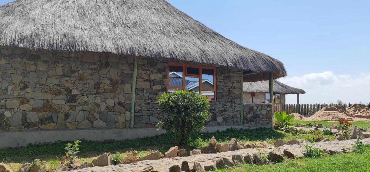Le Tai Village Resort Near Solio Game Reserve Mweiga Exterior photo