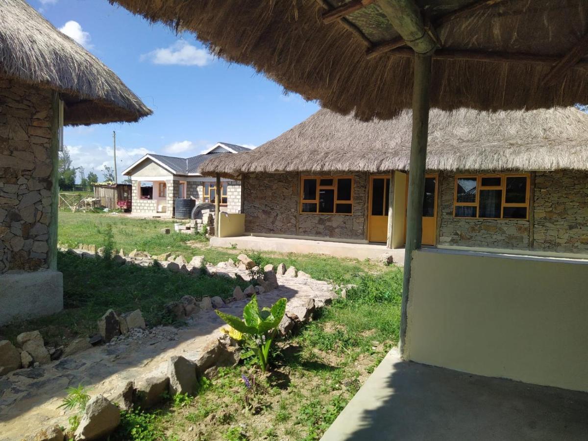Le Tai Village Resort Near Solio Game Reserve Mweiga Exterior photo