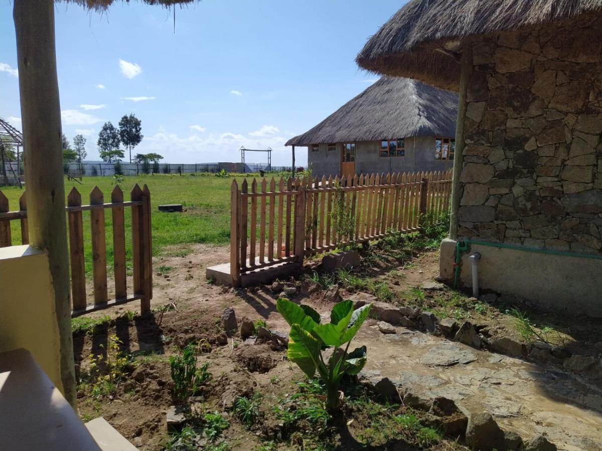Le Tai Village Resort Near Solio Game Reserve Mweiga Exterior photo